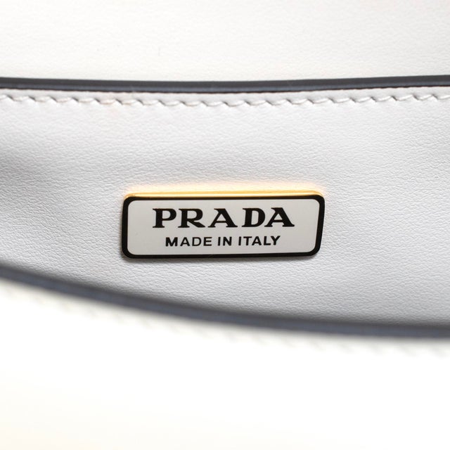 Animal Skin Prada White Soft Calfskin Triangle Logo Gold Hardware Flap Shoulder Bag For Sale - Image 7 of 8