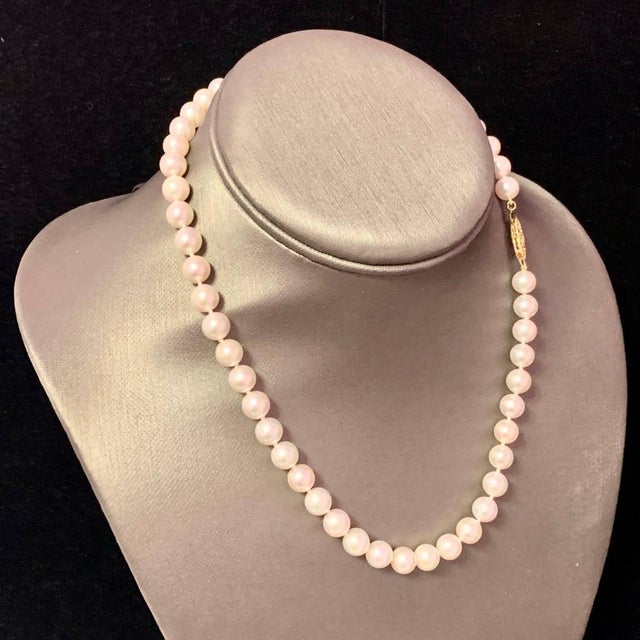 Metal Akoya Pearl Necklace 14k White Gold Certified For Sale - Image 7 of 7