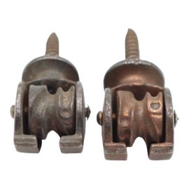 Example of Window Hardware