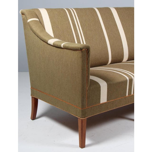 Rud Rasmussen Vintage Three-Seater Sofa by Kaare Klint for Rud. Rasmussen, 1950s For Sale - Image 4 of 8