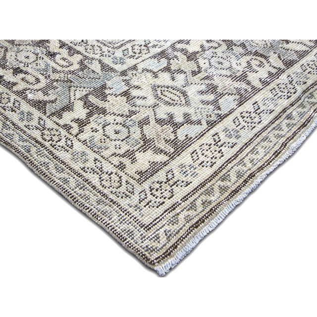 Transitional 1940s Persian Mahal Rug For Sale - Image 3 of 6