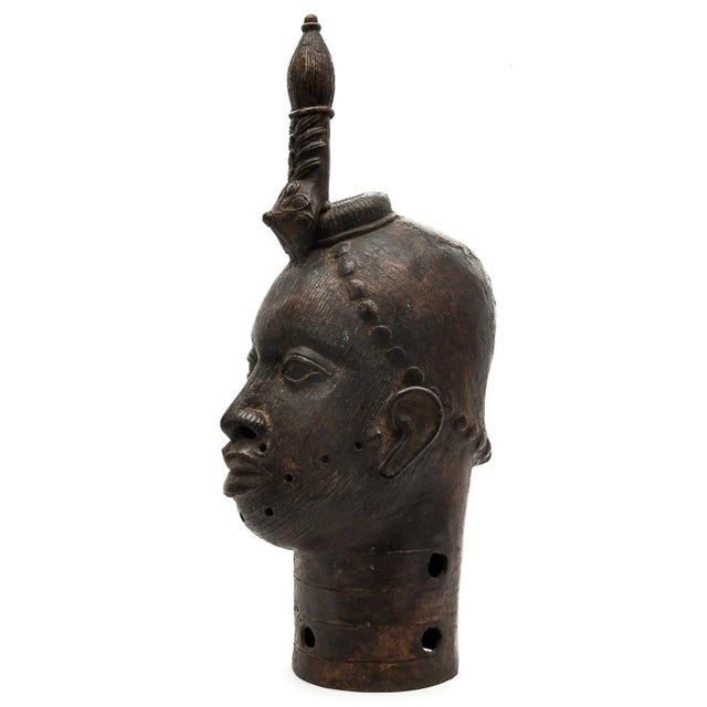 Oni Ifé Head, 20th Century, Bronze For Sale - Image 10 of 13