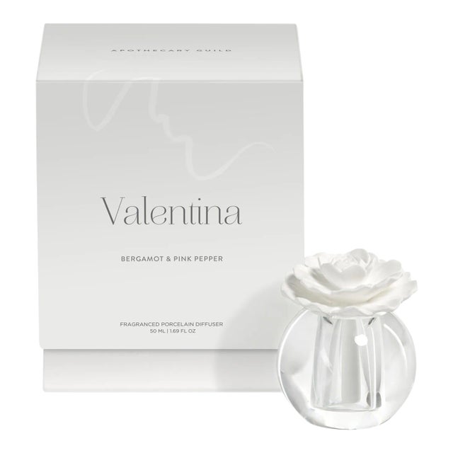 Valentina 50 ml Crystal Ball Porcelain Diffuser, Bergamot/Pink Pepper For Sale