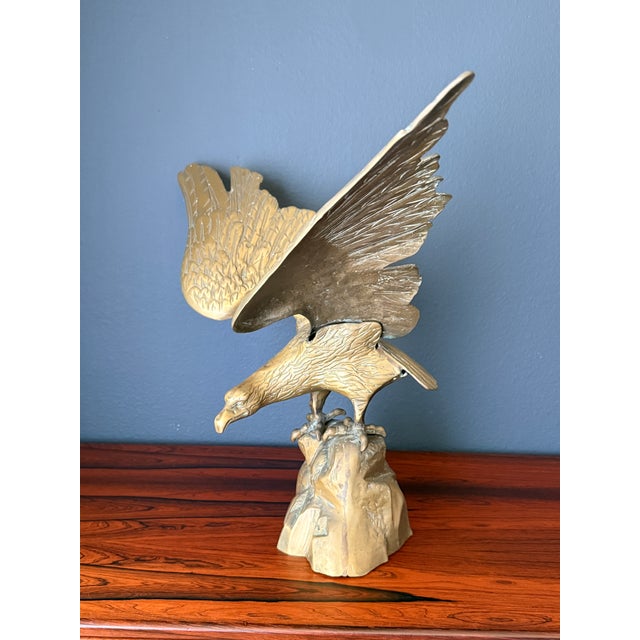 1970s Brass American Bald Eagle Sculpture on Rock For Sale - Image 10 of 12