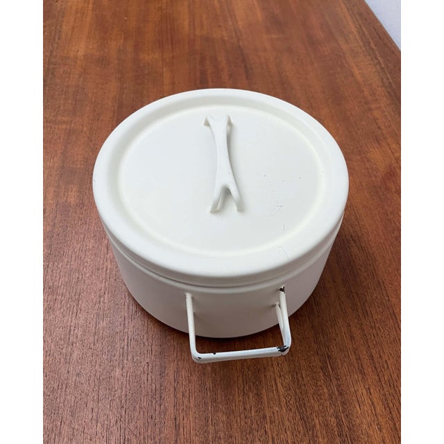 Mid-Century Modern White Minimalist Enamel Pot by Seppo Mallat for Finel, 1960s For Sale - Image 18 of 18