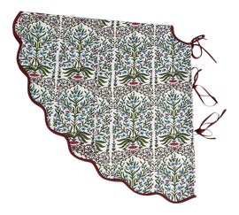 Example of Modern Tree Skirts