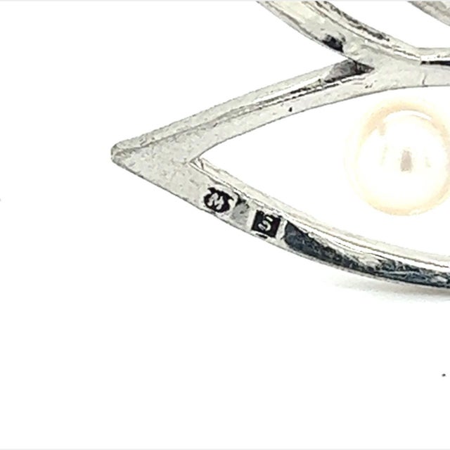 1990s Mikimoto Estate Akoya Pearl Brooch Pin Sterling Silver For Sale - Image 4 of 12