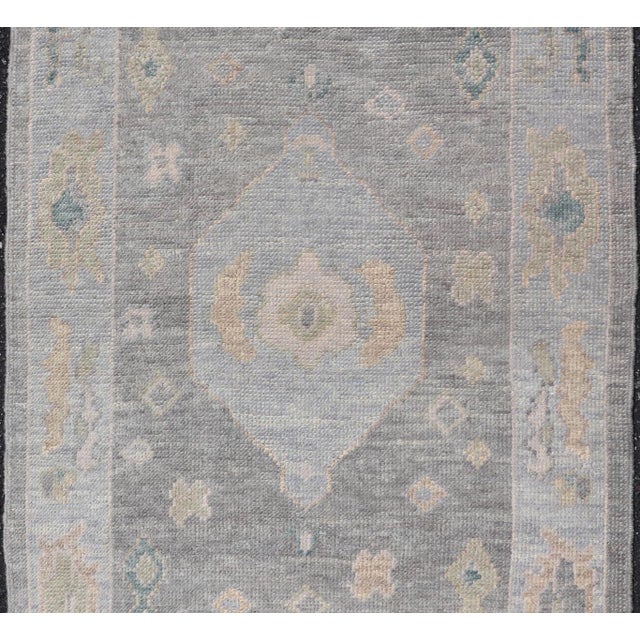 Measures: 3'0 x 5'0 Turkish Oushak Rug with Soft Gray Field and Pale Blue Medallion. Keivan Woven Arts. rug /AWR-100/...