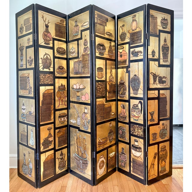 1970s Chinese Six-Panel Carved Gold Lacquered Coromandel Screen For Sale - Image 12 of 12