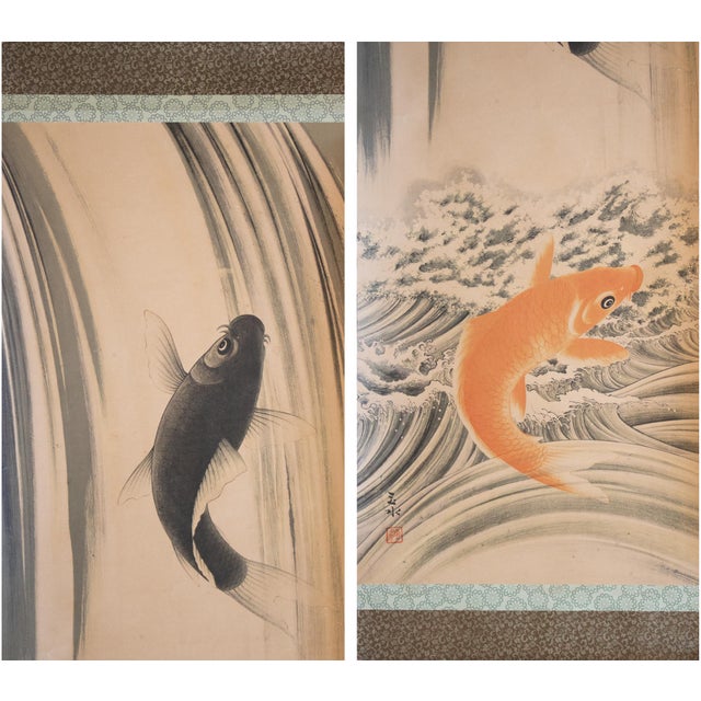 Japanese C. 1912-1920s After Kawamura Gyokusui "Carp Leaping the Waterfall" Printed Japanese Scroll For Sale - Image 3 of 15