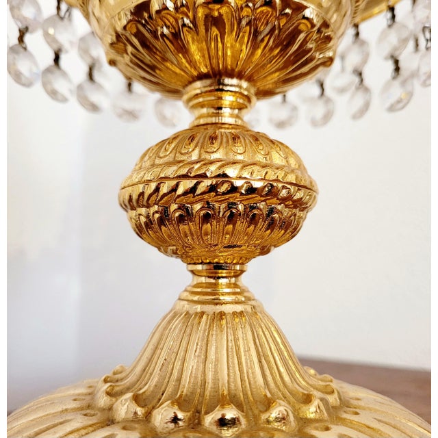 French Hollywood Regency Table Lamp in Gilt Brass with Cascading Crystal Prisms, 1950s For Sale - Image 6 of 18