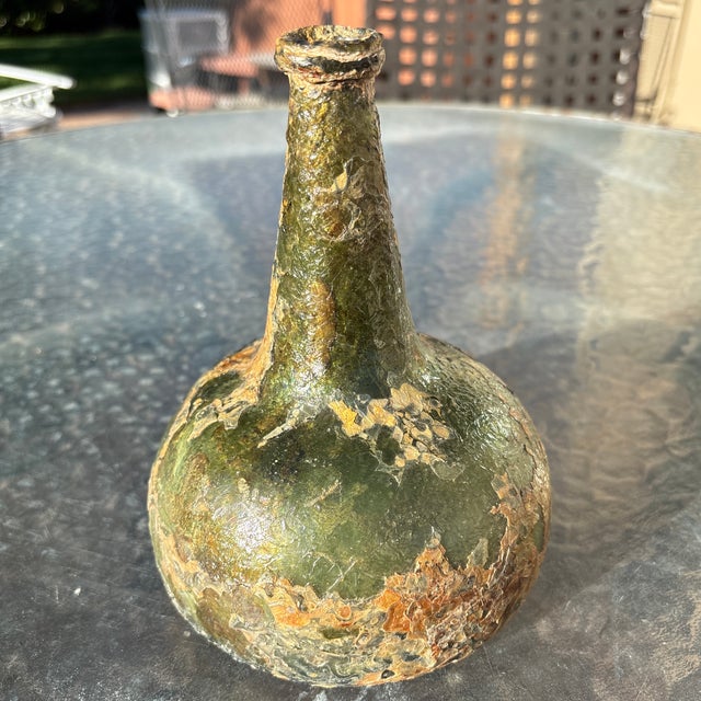 Antique Onion Bottle, Circa 1660-1740 For Sale - Image 4 of 7
