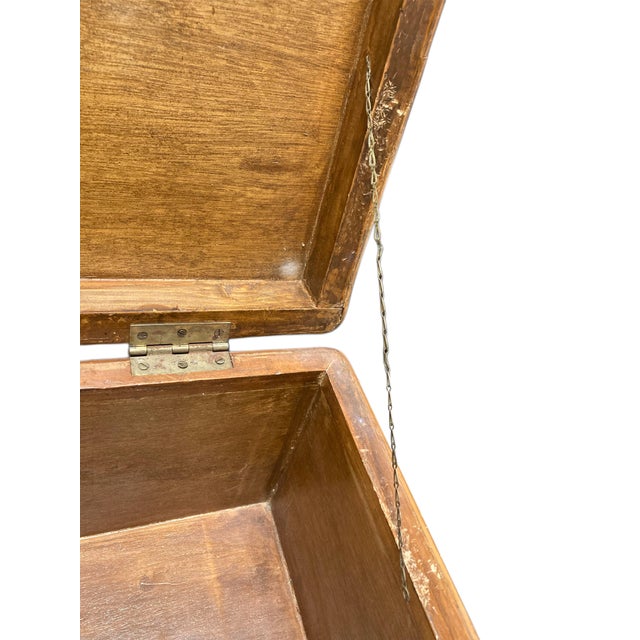 1990s Vintage Woven Rattan Storage Trunk For Sale - Image 4 of 10