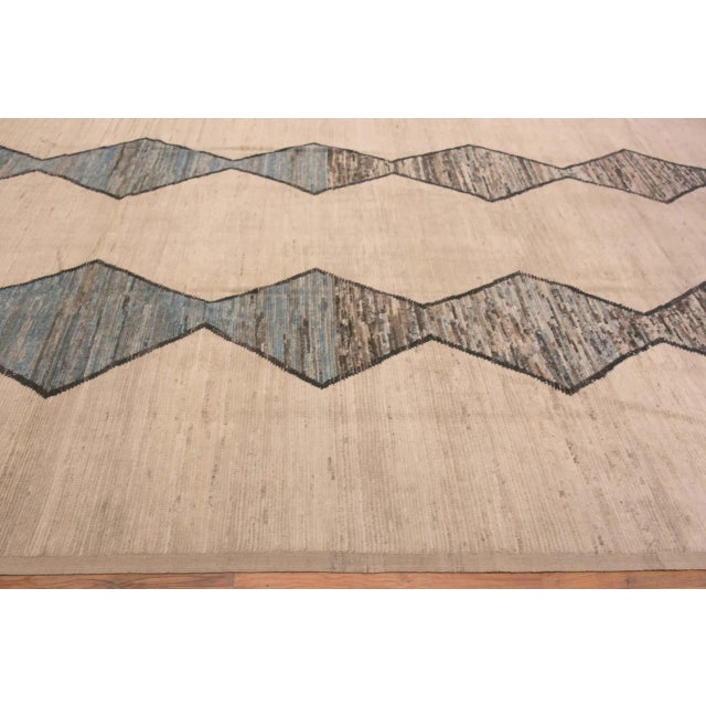 Nazmiyal Collection Large Contemporary Area Rug For Sale - Image 4 of 7