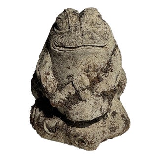 Small Balinese Limestone Frog Sculpture with Gamelan Music, 1980s For Sale
