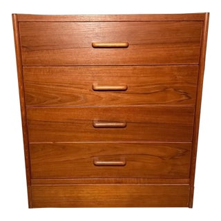 Danish Modern Teak Chest of Drawers - "Made in Denmark" For Sale