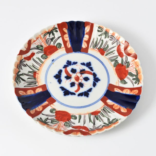 Japanese Imari Porcelain Plates, 1890s, Set of 2 For Sale - Image 4 of 7