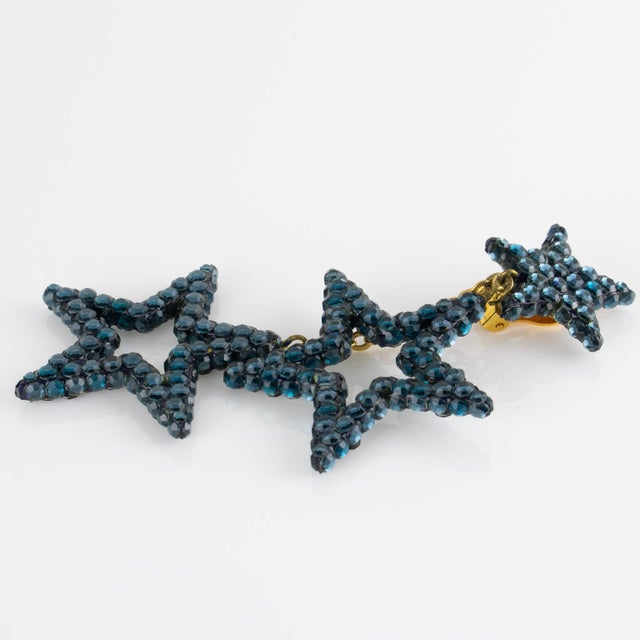 Gray Richard Kerr Petroleum Blue Jeweled Dangling Star Clip Earrings For Sale - Image 8 of 8