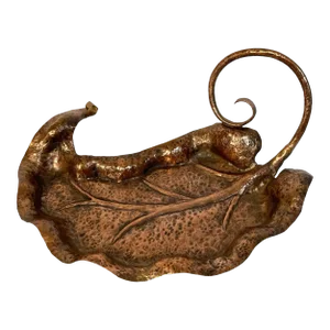 Early 20th Century Austrian Secessionist Hand-Forged Copper Leaf Motif Bowl/Vide-Poche