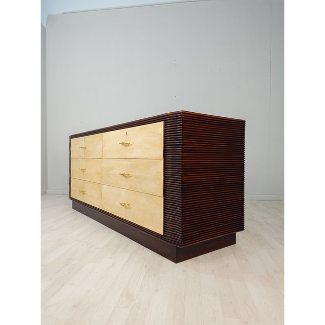 Art Deco Italian Parchment Chest of Drawers attributed to Osvaldo Borsani, 1940s For Sale - Image 9 of 18