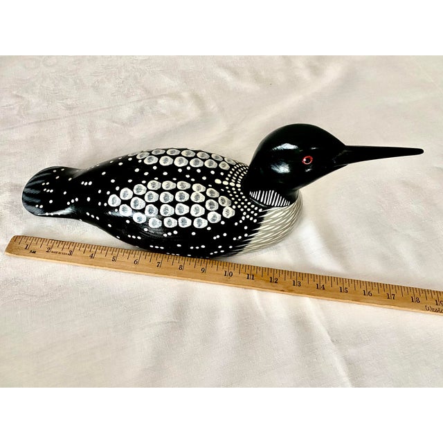 Mid 20th Century Vintage Folk Art Statue Loon L. L. Bean Carved Wood Vintage Stunningly Exquisite Waterfowl Wooden Decorative Decoy Folk Art Statue Mint Condition For Sale - Image 5 of 18