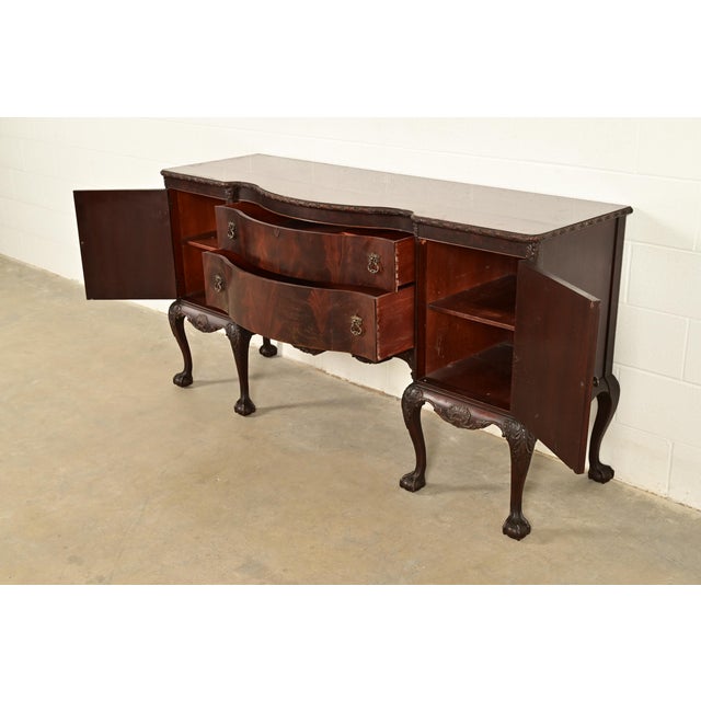 Romweber Antique Chippendale Flame Mahogany Serpentine Front Sideboard Credenza, Circa 1920s For Sale In South Bend - Image 6 of 13