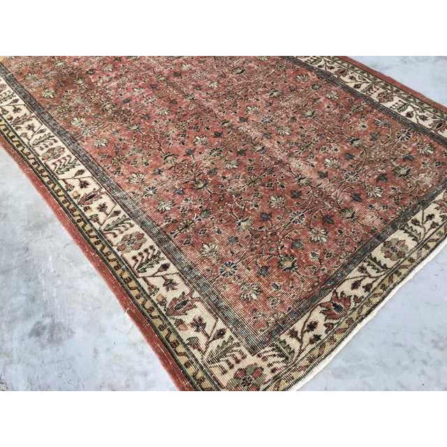 1960s Vintage Oushak Anatolian Wool Rug - 5′2″ × 8′8″ For Sale - Image 6 of 10