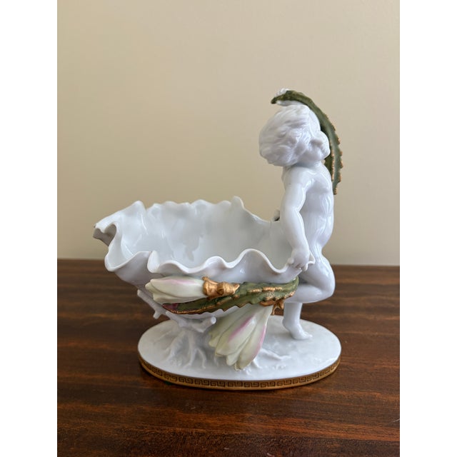 Early 20th Century Neoclassical Porcelain Compotes With Putti & Gold Gilt Greek Key Border, Pair For Sale - Image 5 of 15