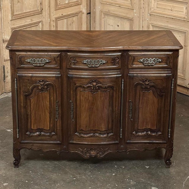 Antique Country French Walnut Buffet ~ Trois Porte Enfilade For Sale - Image 12 of 17