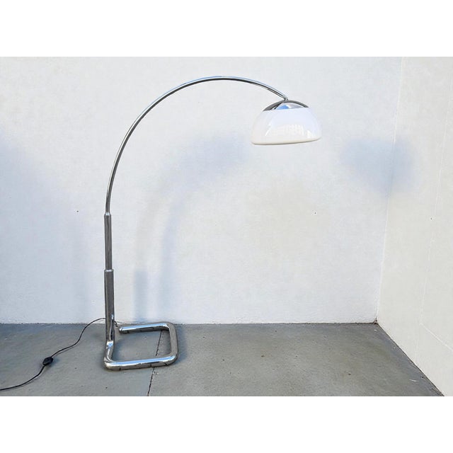 Mid-Century Arch Floor Lamp in Chrome and White from Gebrüder Cosack, 1970s For Sale - Image 15 of 18