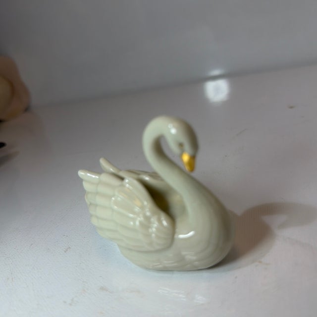 Vintage Lenox Porcelain Swan Place Card Holder/Cake Topper For Sale - Image 9 of 9