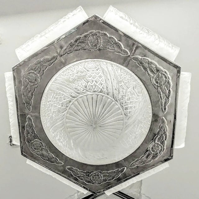 Transparent French Art Deco Chandelier by Schneider For Sale - Image 8 of 11