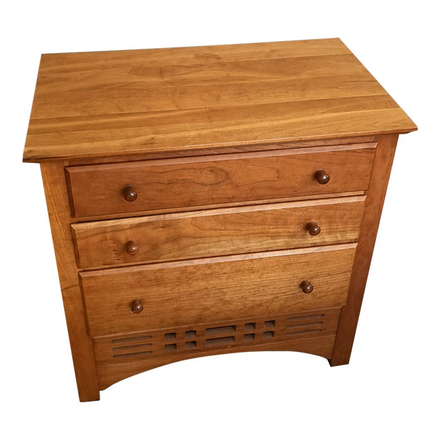 Vintage Harden Solid Cherry Three-Drawer Chest For Sale