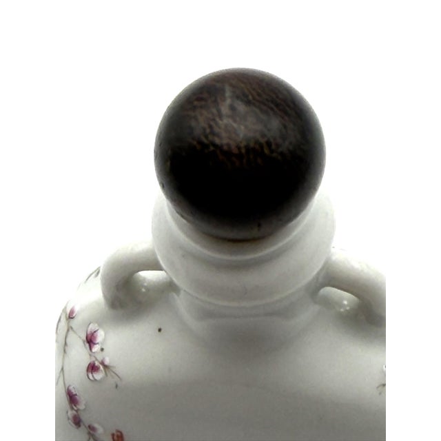 Painted Porcelain Snuff Bottle in the Shape of a Moon Flask and Painted With Roosters For Sale - Image 12 of 15