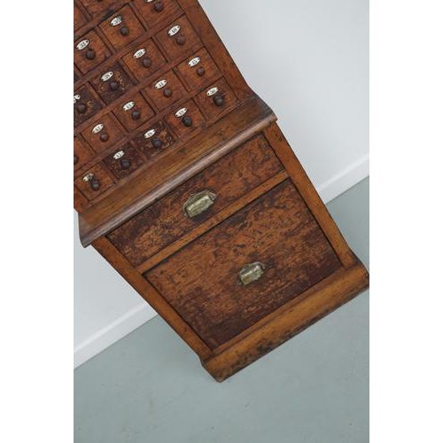 Early 20th Century French Oak Jewelers Cabinet For Sale - Image 15 of 18