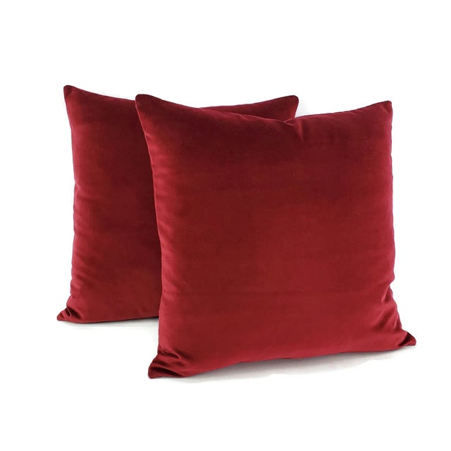 From Schumacher is Gainsborough Velvet in the color Burgundy. This pillow features a stunning velvet in a rich burgundy...
