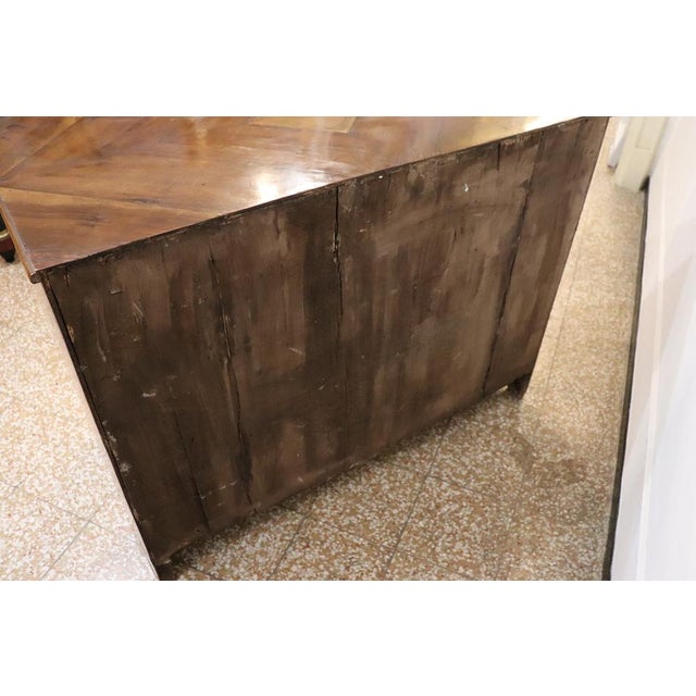 Antique Chest of Drawers in Walnut, 18th Century For Sale - Image 10 of 12