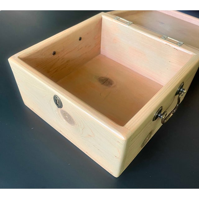 19th C. Gustavian Scrubbed Birch Table Box For Sale In New York - Image 6 of 12