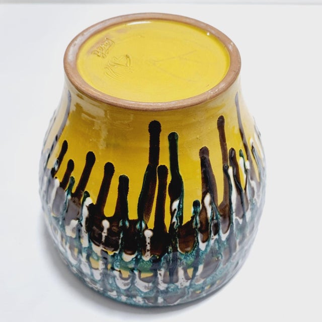 1950s Vintage Bohemian Ceramic Planter in Green and Lemon Yellow, 1950s For Sale - Image 5 of 11