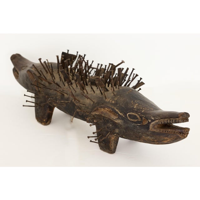 Brown Bakongo Nkisi Kozo Nail-Studded Janus Dog Power Figure, Congo For Sale - Image 8 of 17
