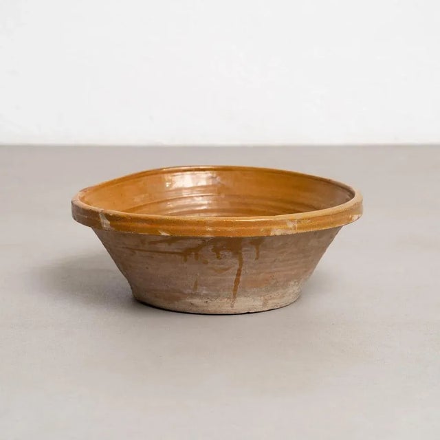 Early 20th Century Rustic Ceramic Plate Vase, 1940s For Sale - Image 4 of 12