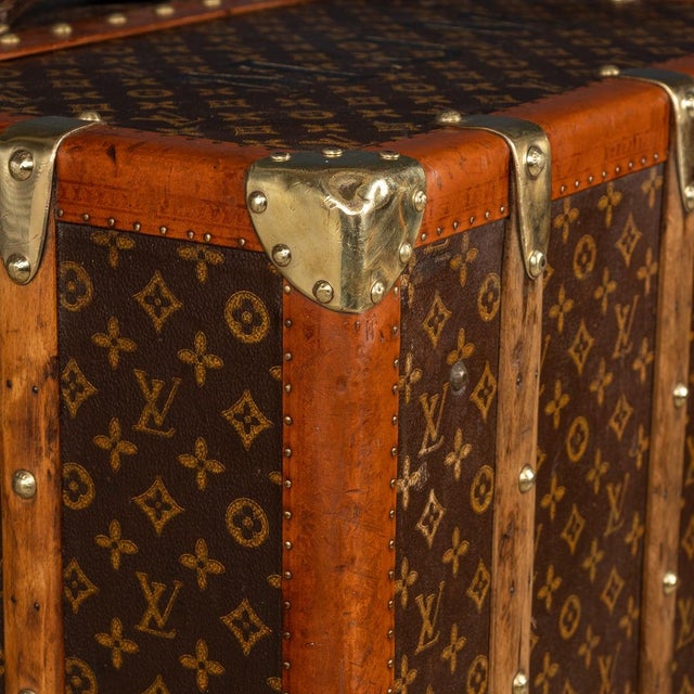 20th Century Wardrobe Trunk in Monogram Canvas from Louis Vuitton, France, 1930 For Sale - Image 10 of 18