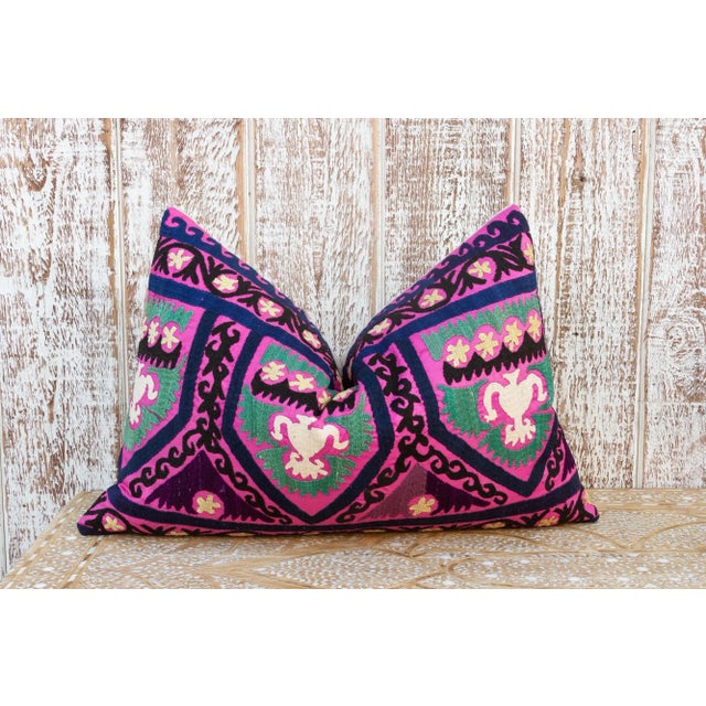Guli Nurata Suzani Lumbar Pillow For Sale - Image 9 of 9
