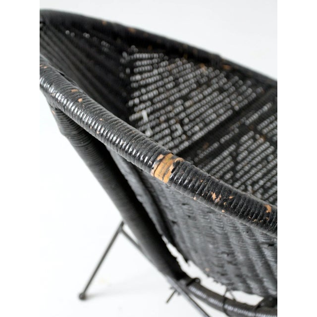 Mid-Century Modern Mid Century Black Wicker Saucer Chair For Sale - Image 3 of 8