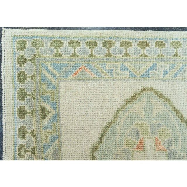 Turkish Oushak Rug 2'7" x 8'4" #19158 For Sale - Image 4 of 8