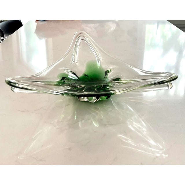 1960s Mid Century Modern Emerald Green Geometric Triangle Art Glass Bowl For Sale - Image 11 of 11