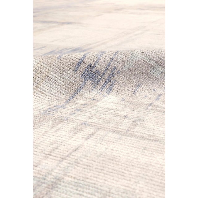 Spread this pretty area rug next to your bed or in your children's play room for a soft, cushioning surface for your feet....