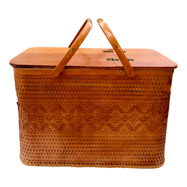 1960's Redmond Woven Rattan PicNic Basket With Dinnerware-13 Pieces For Sale