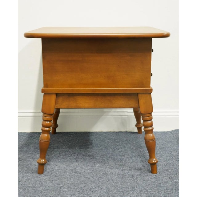 Temple Stuart Solid Hard Rock Maple Colonial Early American 24" Accent End Table For Sale - Image 12 of 13