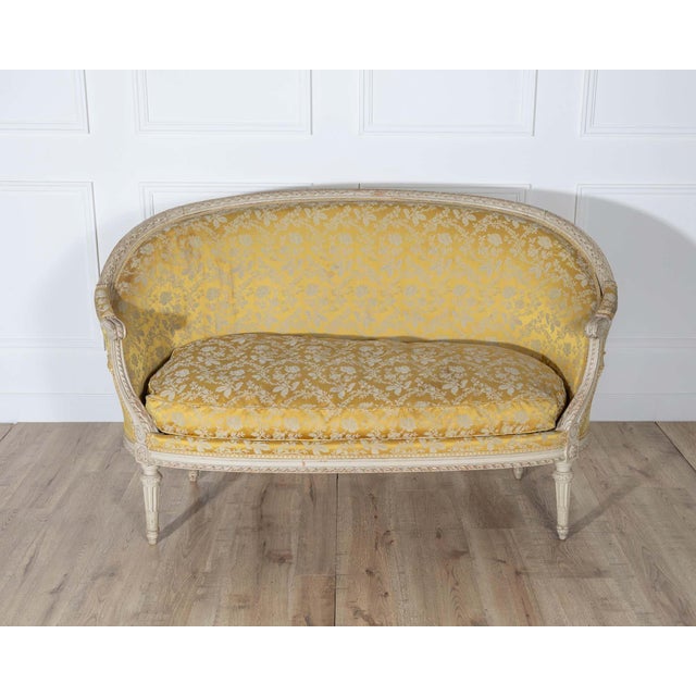 French French Louis XVI Style Painted Canapé with Yellow Damask Upholstery, 20th Cent For Sale - Image 3 of 8